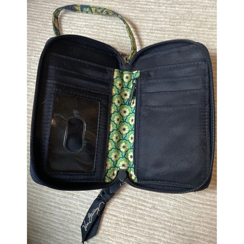 Vera Bradley Blue Doodle Daisy Wristlet Wallet EUC - Picture 4 of 6